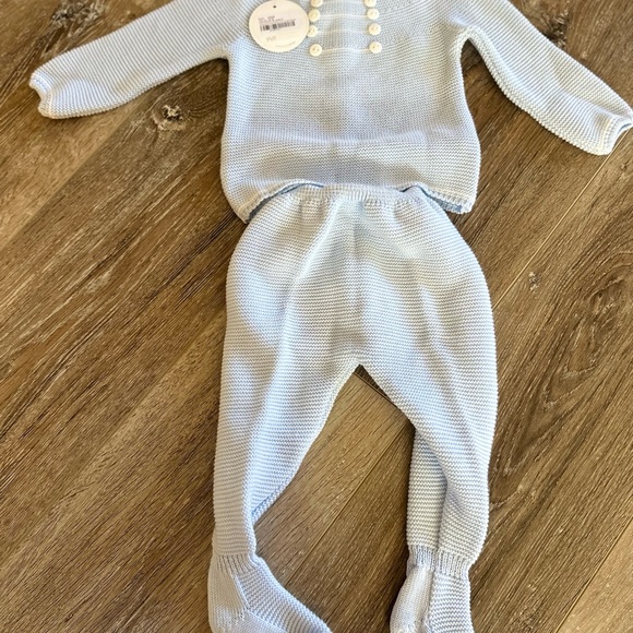 Juliana knit outfit size 12 months - Picture 2 of 2